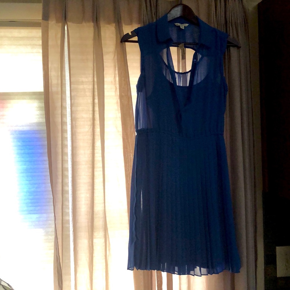 AMERICAN EAGLE OUTFITTERS *NEW*